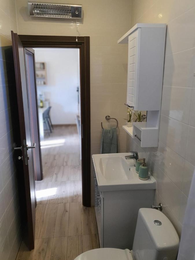 La Dolce Vita Apartments Unit 2 Posedarje Esterno foto
